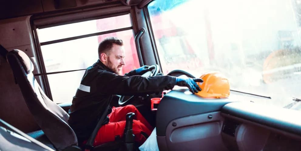 Ile można zarobić jako kierowca tira? Zaskakujące fakty o pensjach
