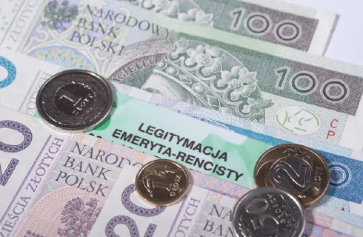 ZUS ile można zarobić na emeryturze? Odkryj ważne limity i zasady